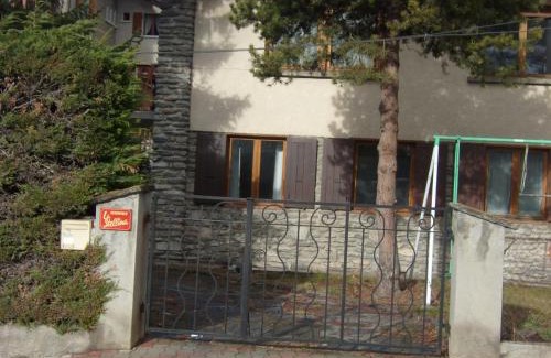 Lanslevillard House | Stellina