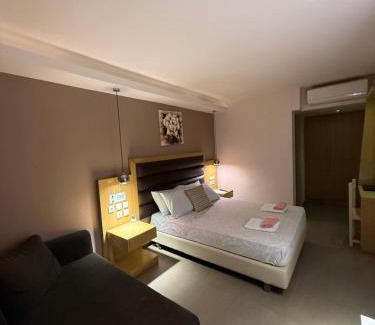 Violi Charaki Apartment | StelSif Studio's