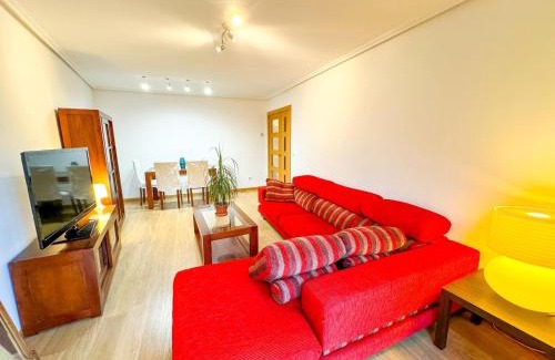 Barrio de Jesus Apartment | Step to El Pilar 2 Turistea