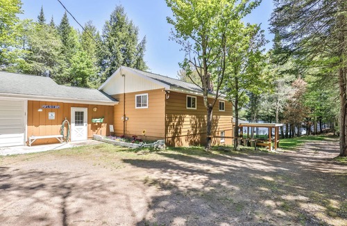 St Germain Cottage | Stepaway Vacation Rentals- Pop's Place