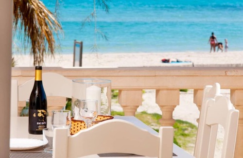 Alcudia Apartment | Steps from Alcudia Beach