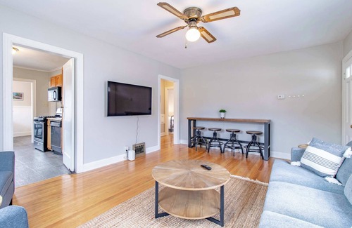 Bloomington House | Steps from Stadium | Heart of IU | Victory View
