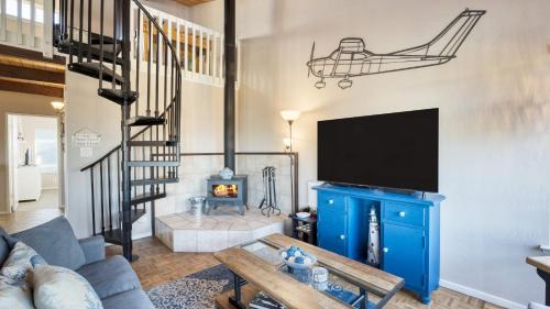 Oceano House | Steps to Beach w PatioDeck Foosball Happy Bottom Beach House by AvantStay