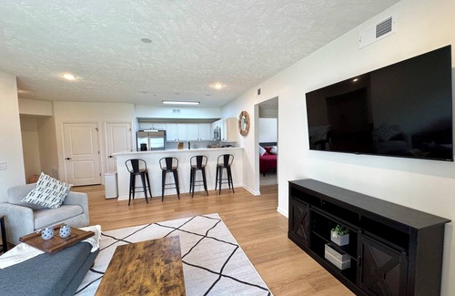 Starkville Condo | Steps to Campus - Newly Renovated 3BR-3.5BA First Floor Condo on Bulldog Way