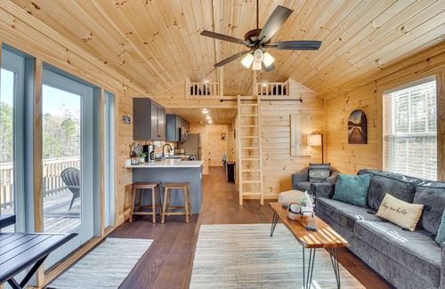 Seneca Cabin | Steps to Lake Keowee: Secluded Seneca Sanctuary!