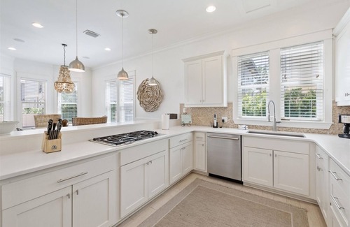 Rosemary Beach House | Steps to Private Beach Access, 5 Bedrooms, Private Pool/Heat option