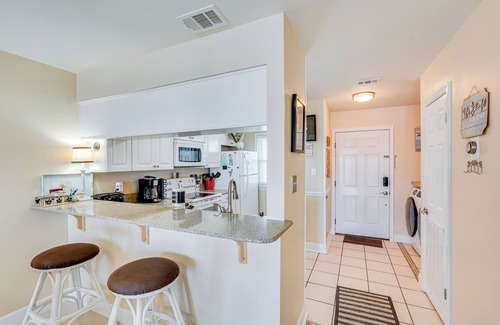 Sunnyside Condo | Steps to Sand: PCB Condo w/Gulf-View Balconies!
