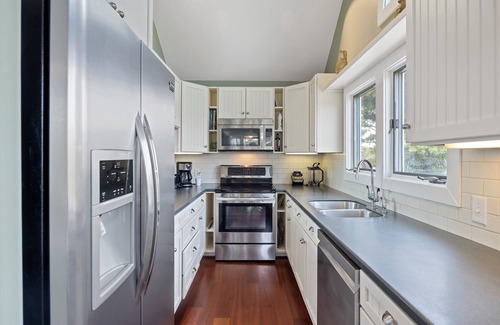 Seabrook Island House | Steps to the Beach on Seabrook! Family Favorite w/Club Access