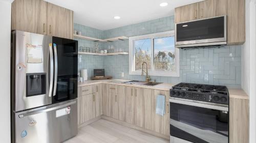 Sunset Beach House | Steps to the Beach 2 Units w Patio Fire Pit Pacific Coast Highway Buyout