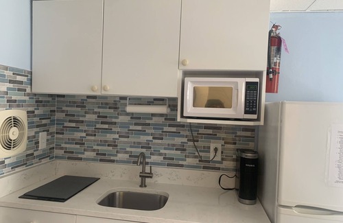 Cape May - Wildwood Condo | Steps to the beach & boardwalk! Wildwood condo for you to relax and enjoy!