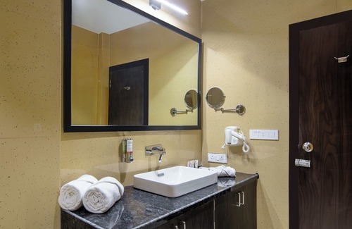 Udaipur District Hotel | Sterling Balicha Udaipur