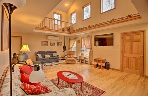 Leicester House | Steves House at Maple Hill 5 Mi to Worcester!