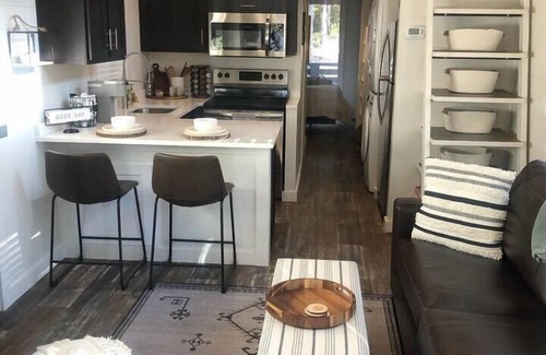 Tracy City House | Still Waters Tiny Home: Waterfront/Kayaks/HotTub