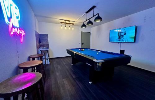 Neef Apartment | Stilvolle Wellness-Ferienwohnung in Neef Whirlpool, Sauna, Grill, Fitness, Billard & Moselblick