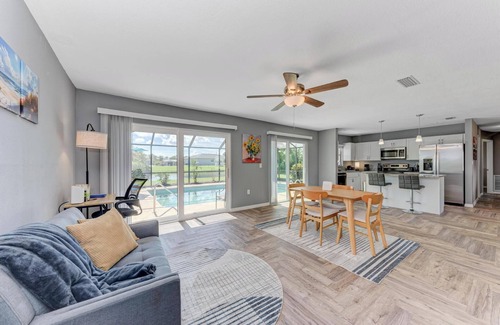 Oakland Hills House | Stocked Pool Home Canal View 8 Miles Beaches, Golfing, Fishing, Entertainment!nn