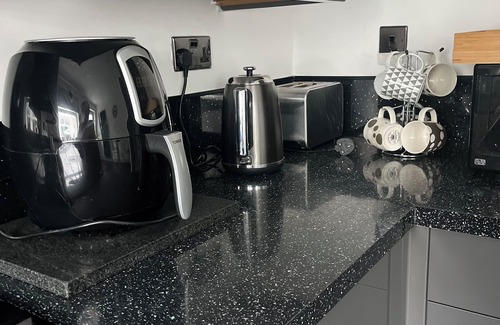 Stockton-on-Tees House | Stockton-on-tees - 2 Beds - Pet Friendly - Parking