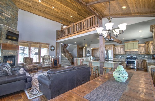 Fish Haven House | Stokes Casa - Perfect for large groups, with pool, hot tub & beach access!