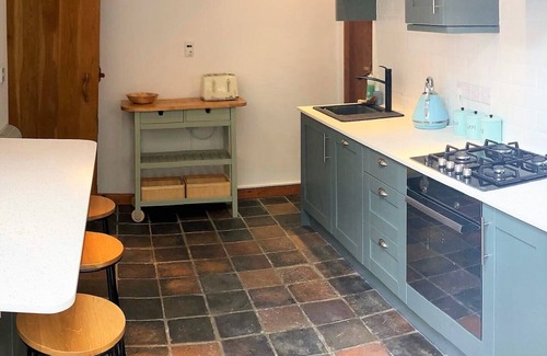 Llandysul House | Stone Barn Cottage - Ysgubor Cerrig