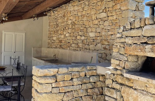 Viens Villa | Stone house completely renovated and decorated by an architect