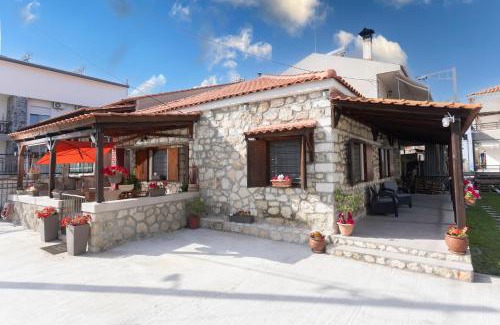 Polichrono House | Stone House Dimitra