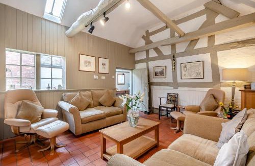 Alcester House | Stone House