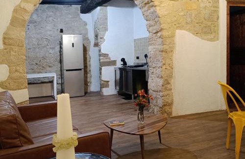 Veroli Apartment | Stone House