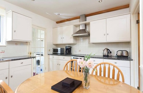 Ambleside House | STONE HOWE, family friendly, with a garden in Ambleside