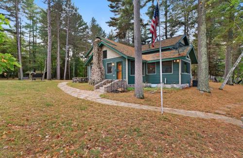 Manitowish Waters House | Stone Lake View - Main House
