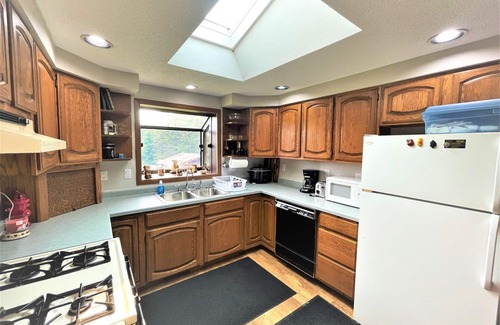 Butternut House | Stone Mason`s Camp on the River | 3 Bed, 2 Bath