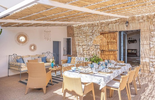Puerto de Pollensa Villa | Stone villa on the sea – Villa Can Cuarassa