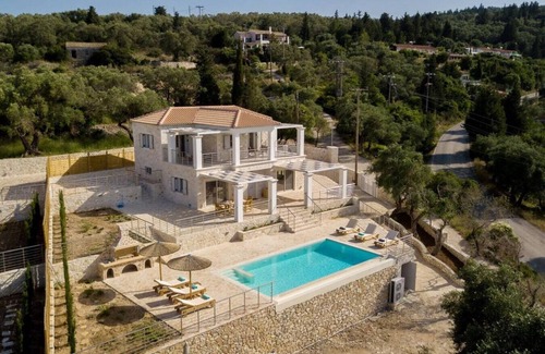 Paxos Villa | Stone Villa with Infinity Pool & Sea Views