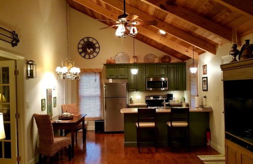 Valley Head Cottage | Stoneridge Cottage II - Quality Amenities with a Million Dollar Mountain View