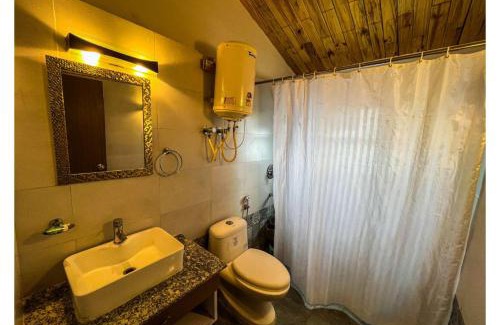 Naina Range Hotel | Stoneshed Resort And Hotel