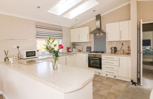 Grantham Cottage | STONESTHROW, pet friendly, with a garden in Barkston