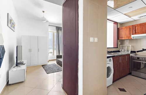 Jumeirah Lake Towers Apartment | StoneTree - Icon 2 Studio - Peaceful Community