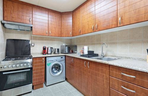 Jumeirah Lake Towers Apartment | StoneTree - V3 Tower 1BR - Peaceful Community