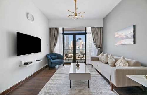 Jumeirah Lake Towers Apartment | StoneTree - Lakeside 1BR - Peaceful Community