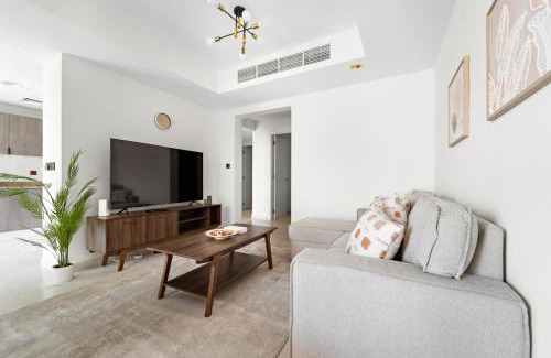 Ras Al Khor Industrial Area Villa | Stonetree - The Springs 5 - Peaceful Community