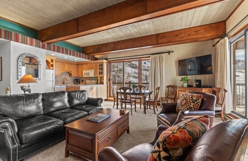 Steamboat Springs Condo | Storm Meadows Club A-219: Ski In/Out, Corner Unit w/Amazing Panoramic Views + Club Amenities