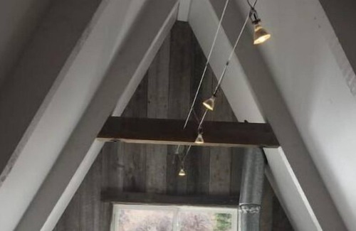 Bozeman Ski Chalet | Story Mill Hillside Retreat with Loft Bedroom & nearby park