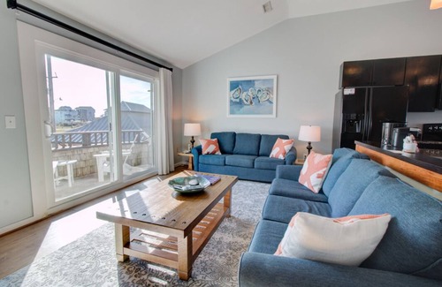 Hatteras Condo | Stowe Retreat of Hatteras, Pool Access, Pet Friendly, Above Shopping Plaza!