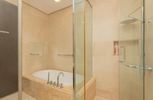 Seri Tanjung Pinang Apartment | Straits Quay Waterside Suite, by BAYAN