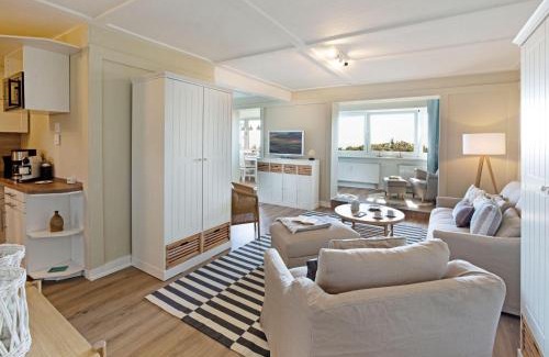 List Apartment | Strandauster