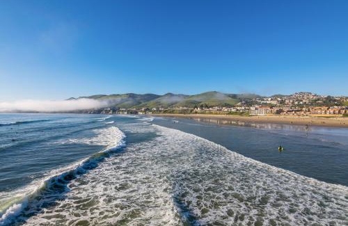 Oceano House | Stranded at the Beach