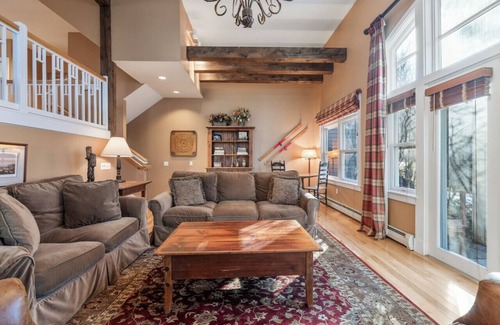 Stratton Mountain House | Stratton Springs Premier End Unit with Hot Tub