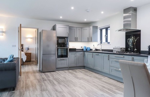 Holsworthy Cottage | Strawberry Bank - Nuthatch