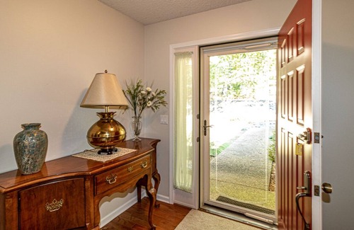 Hot Springs Village House | Striking and Serene, great for a weekend retreat