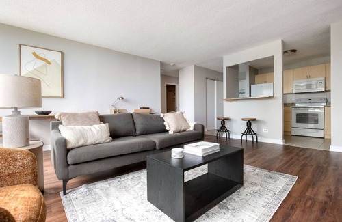 South Loop Apartment | Striking South Loop 1BR w/Rooftop, walk to Grant Park, by Blueground