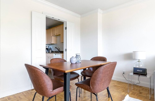 Fenway–Kenmore Apartment | Striking Symphony 1BR w/Doorman, near T Stop & MFA, by Blueground
