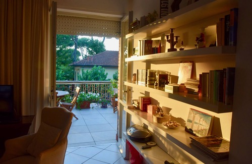 Forte dei Marmi Apartment | STRONG-PIAN2 ATTIC TO 150MT FROM THE SEA WITH BALCONY FURNISHED very wide